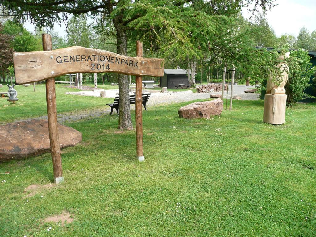 Ferienhaus Kruk Hergarten ภายนอก รูปภาพ